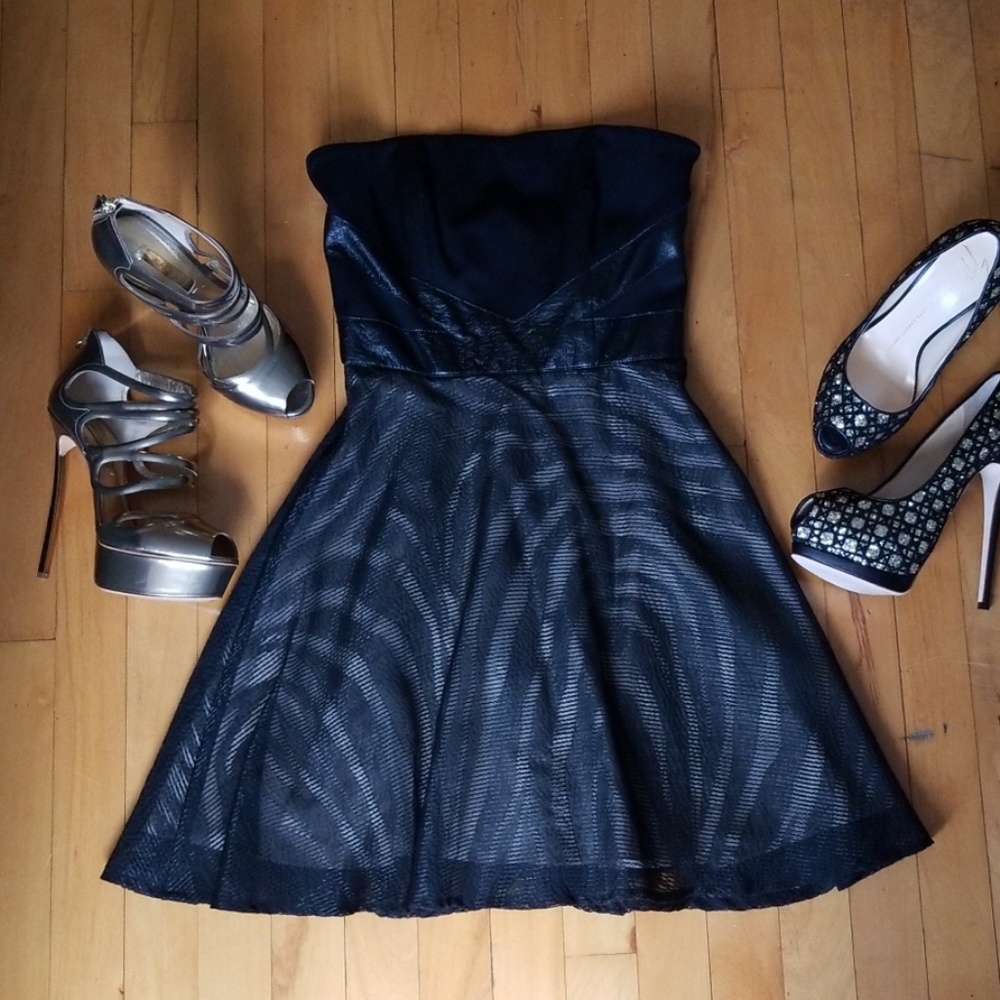Bebe new with tags Black strapless dress SZ 2